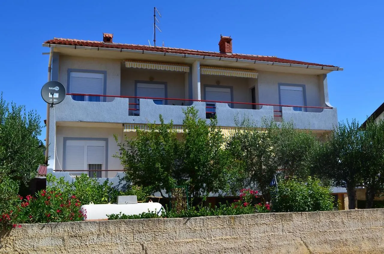 Sunny Hill Apartments 0*, Medulin